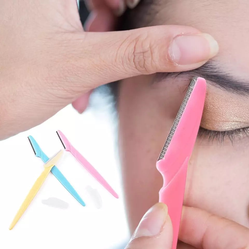Tineke Eyebrow Razor
